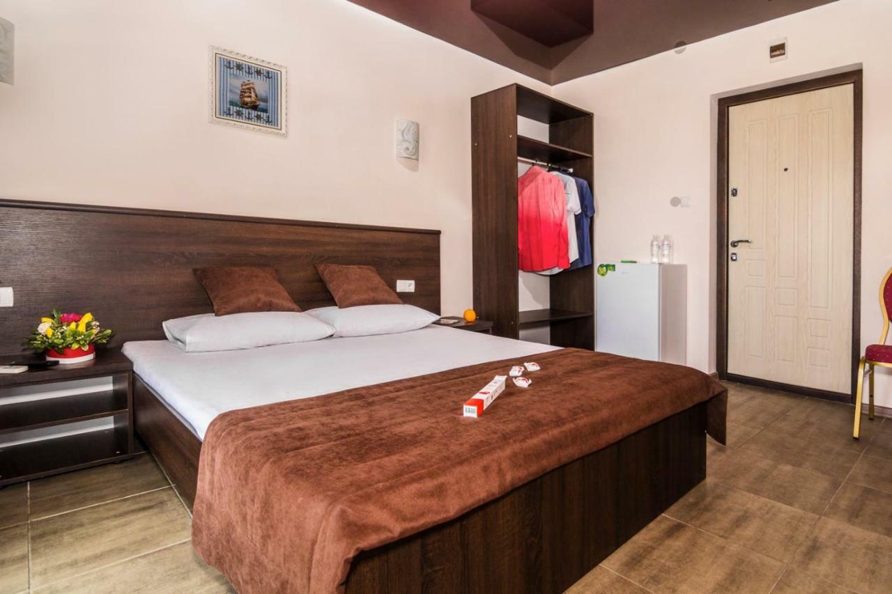 Marmaris Hotel Skadovs'k Ngoại thất bức ảnh